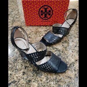 TORY BURCH Black Laser Cut Slingback Peep Toe Wedge Sandals Womens Shoes 10 $399